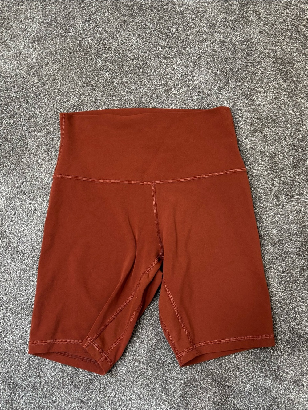 Lululemon sz 6 align high rise shorts 8” dark terracotta EUC